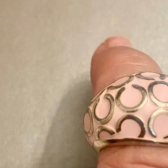 Vintage Pink/Silver Color Ring - Picture 6 of 7